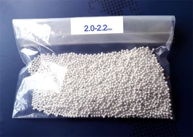 Rozmiar 2,0-2,2 mm ZrO2 65% krzemianów cyrkonu Środki ścierne do szlifowania powłok malarskich