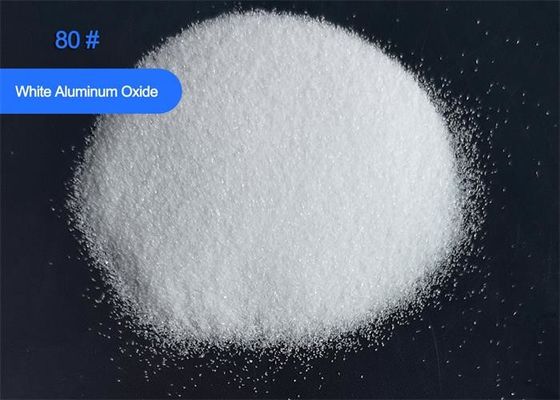 Iron Free Aluminium Oxide Blasting Media For Molds Cleaning High Hardness